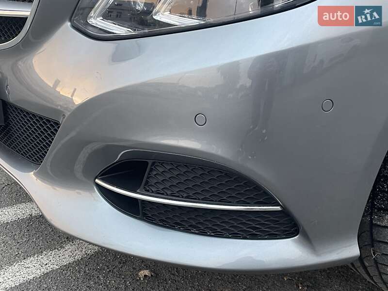 Седан Mercedes-Benz E-Class 2013 в Киеве фото 23 Седан Mercedes-Benz E-Class 2013 в Киеве