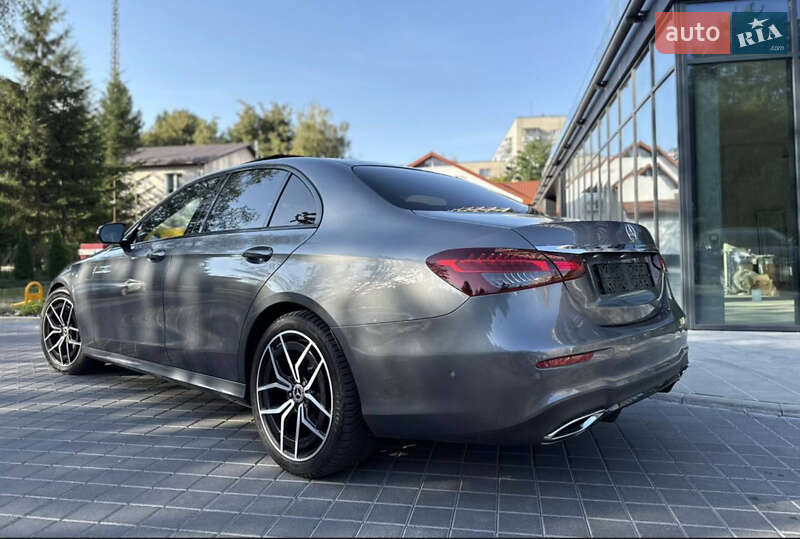 Седан Mercedes-Benz E-Class 2023 в Львові