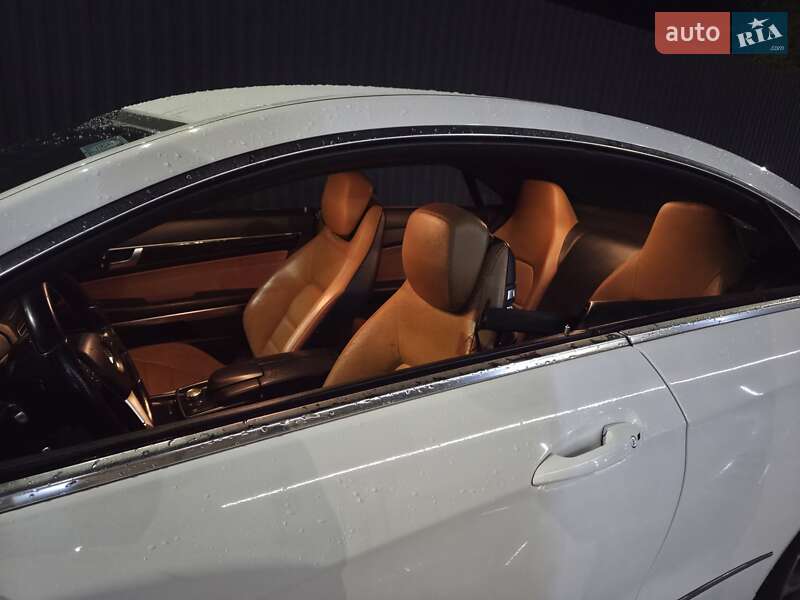 Купе Mercedes-Benz E-Class 2013 в Ужгороді