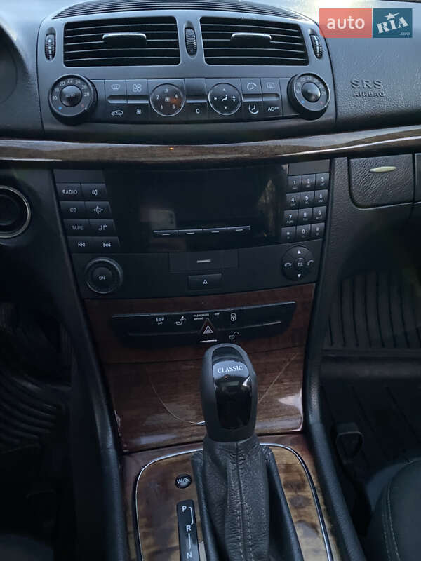 Седан Mercedes-Benz E-Class 2002 в Львове фото 15 Седан Mercedes-Benz E-Class 2002 в Львове