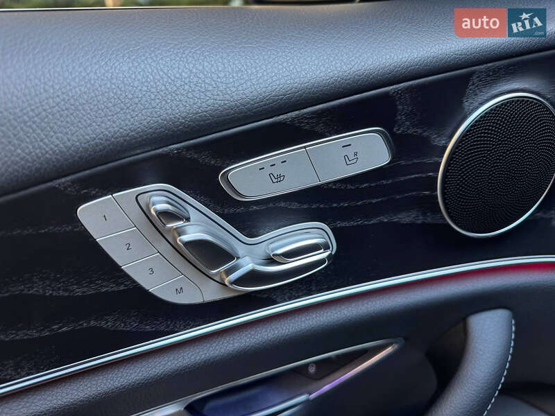 Седан Mercedes-Benz E-Class 2019 в Одессе фото 16 Седан Mercedes-Benz E-Class 2019 в Одессе