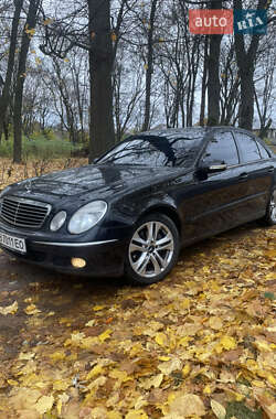 Седан Mercedes-Benz E-Class 2005 в Прилуках