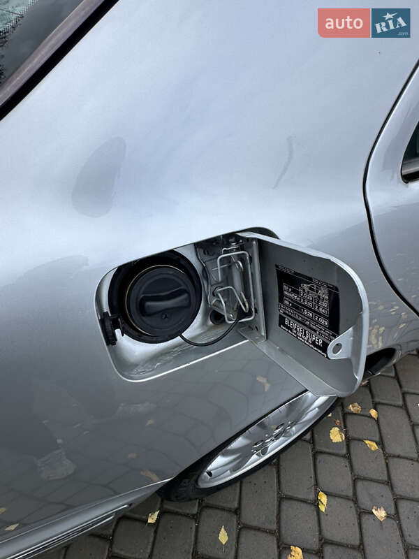 Седан Mercedes-Benz E-Class 2000 в Луцьку фото 42 Седан Mercedes-Benz E-Class 2000 в Луцьку