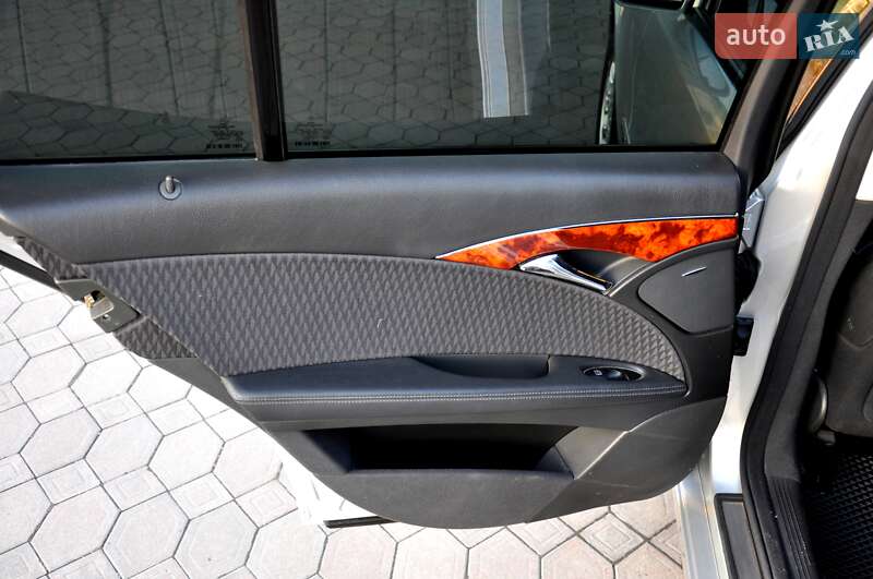 Універсал Mercedes-Benz E-Class 2005 в Львові фото 19 Універсал Mercedes-Benz E-Class 2005 в Львові