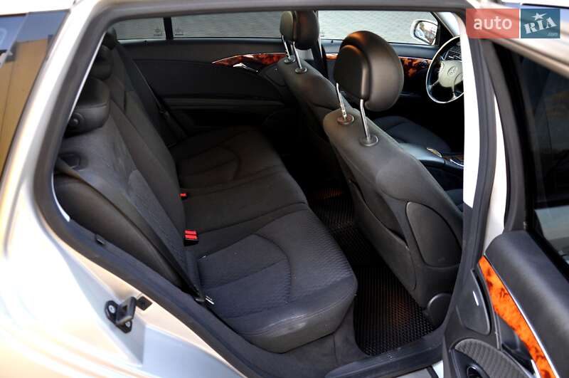 Універсал Mercedes-Benz E-Class 2005 в Львові фото 24 Універсал Mercedes-Benz E-Class 2005 в Львові