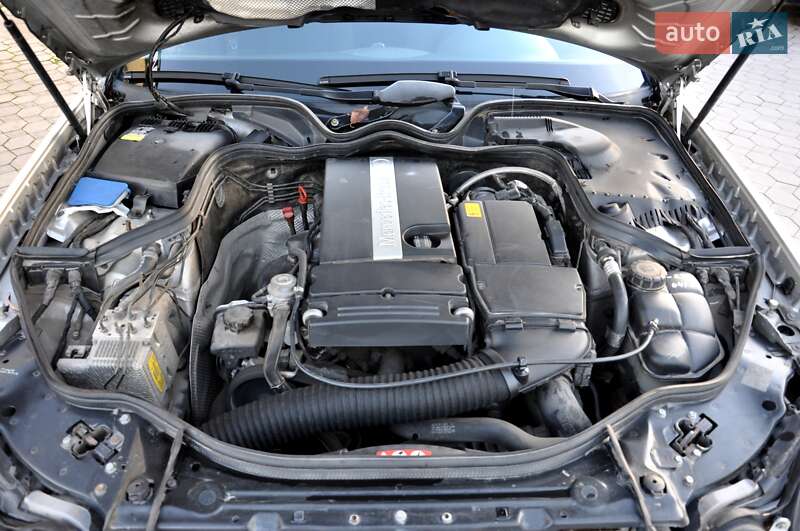Універсал Mercedes-Benz E-Class 2005 в Львові фото 37 Універсал Mercedes-Benz E-Class 2005 в Львові