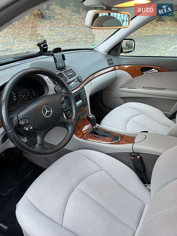 Седан Mercedes-Benz E-Class 2008 в Тернополе фото 27 Седан Mercedes-Benz E-Class 2008 в Тернополе
