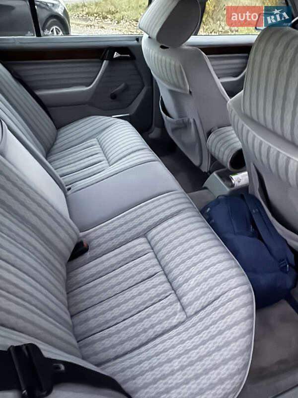 Седан Mercedes-Benz E-Class 1991 в Тернополе фото 8 Седан Mercedes-Benz E-Class 1991 в Тернополе