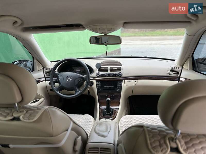 Седан Mercedes-Benz E-Class 2004 в Каменец-Подольском