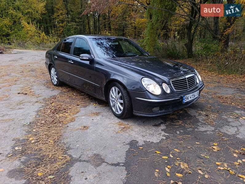 Седан Mercedes-Benz E-Class 2002 в Заре фото 21 Седан Mercedes-Benz E-Class 2002 в Заре