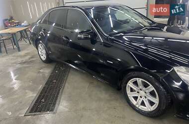 Седан Mercedes-Benz E-Class 2010 в Одесі