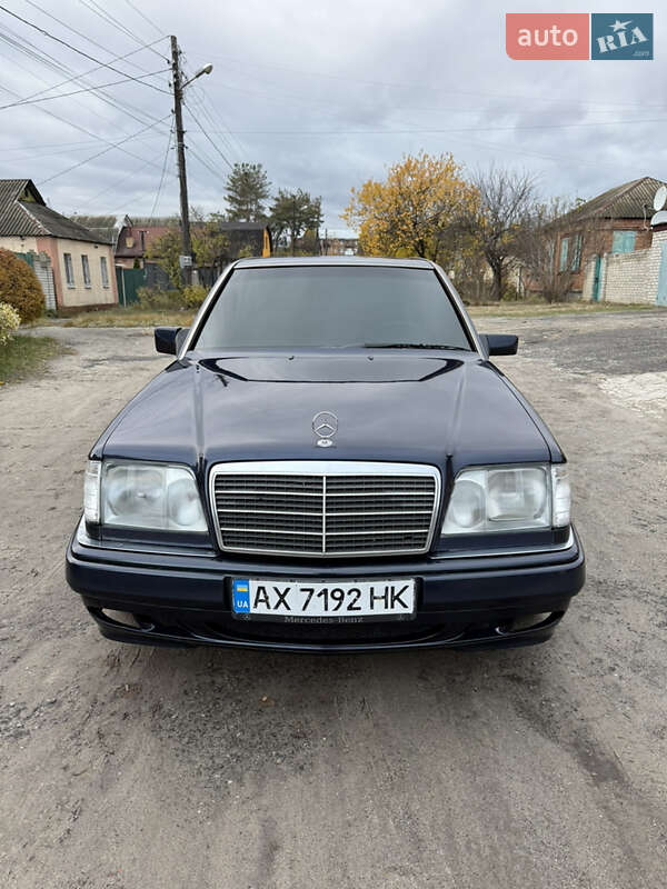 Седан Mercedes-Benz E-Class 1995 в Харькове фото 2 Седан Mercedes-Benz E-Class 1995 в Харькове