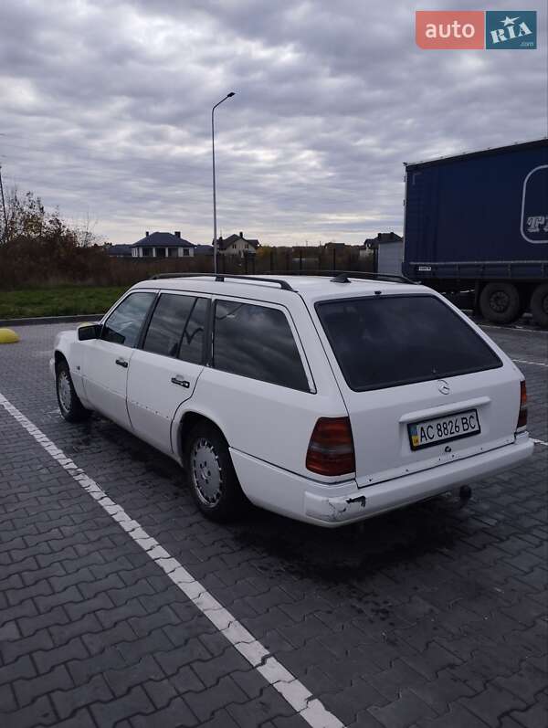 Универсал Mercedes-Benz E-Class 1995 в Луцке фото 8 Универсал Mercedes-Benz E-Class 1995 в Луцке