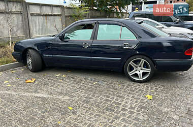 Седан Mercedes-Benz E-Class 1997 в Одесі