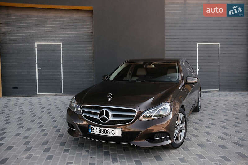 Седан Mercedes-Benz E-Class 2013 в Тернополі