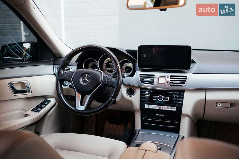 Седан Mercedes-Benz E-Class 2013 в Тернополі