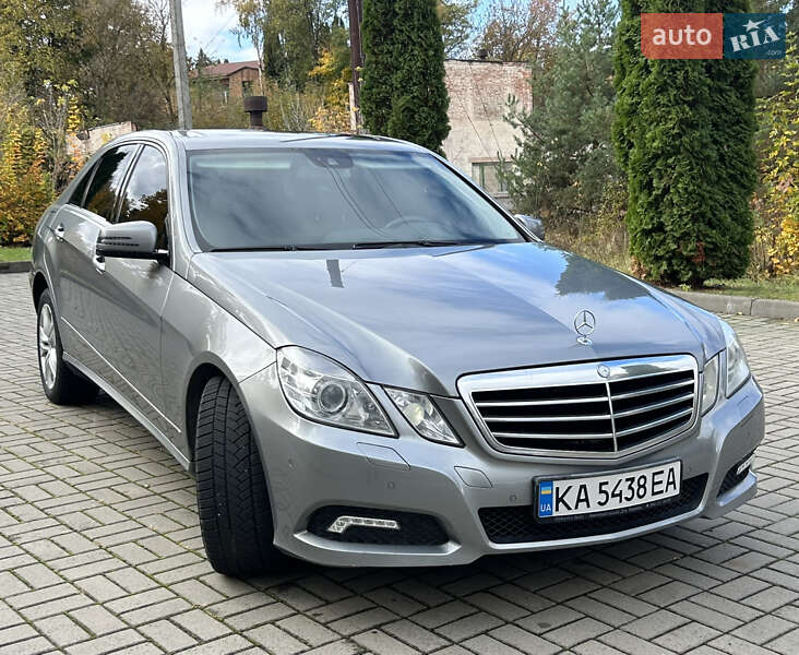 Седан Mercedes-Benz E-Class 2010 в Прилуках фото 9 Седан Mercedes-Benz E-Class 2010 в Прилуках