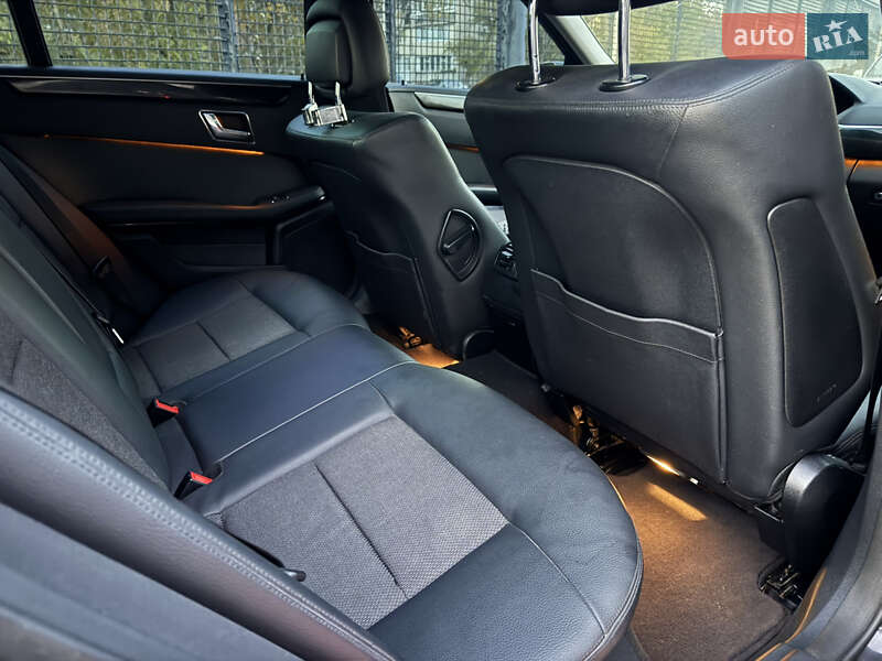 Седан Mercedes-Benz E-Class 2009 в Запоріжжі