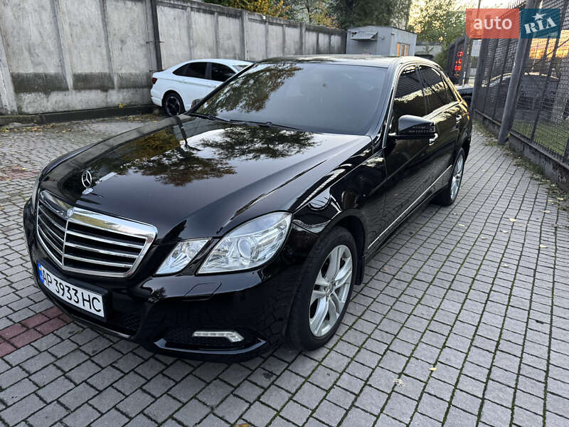 Седан Mercedes-Benz E-Class 2009 в Запоріжжі