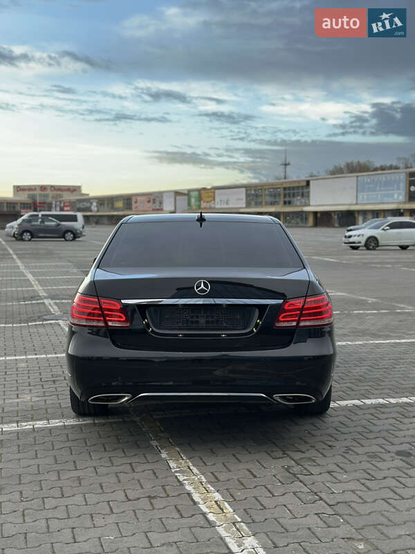 Седан Mercedes-Benz E-Class 2013 в Чернівцях фото 14 Седан Mercedes-Benz E-Class 2013 в Чернівцях
