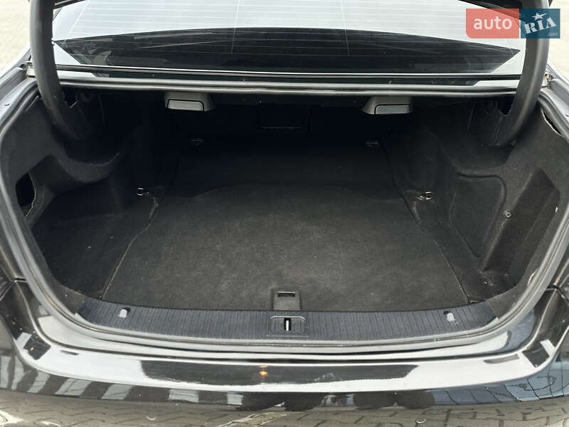 Седан Mercedes-Benz E-Class 2013 в Чернівцях фото 20 Седан Mercedes-Benz E-Class 2013 в Чернівцях