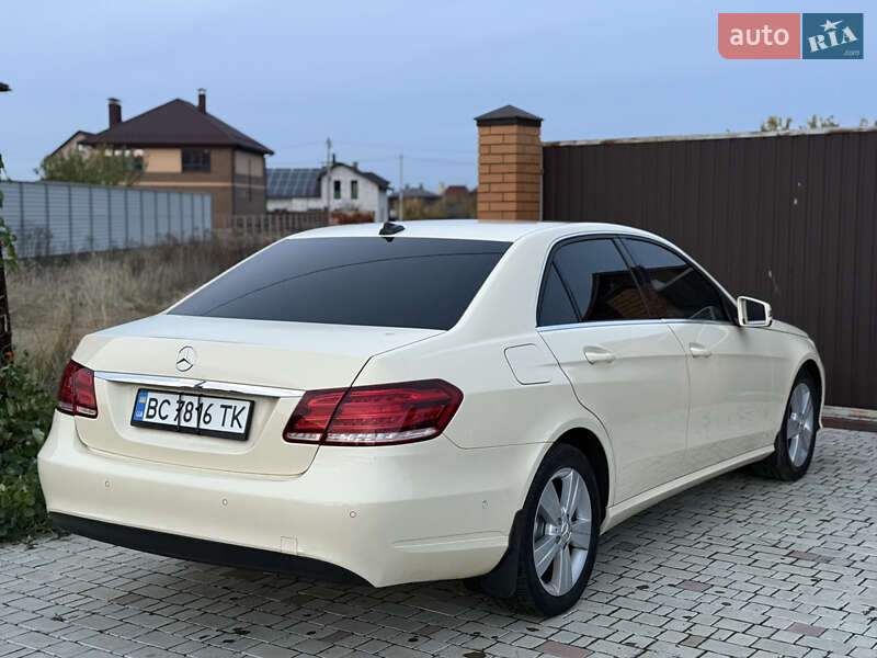 Седан Mercedes-Benz E-Class 2015 в Києві