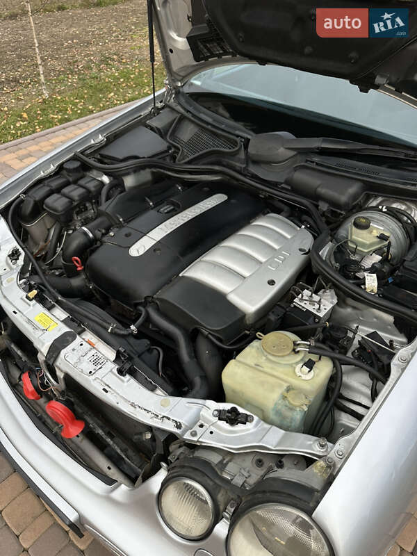 Седан Mercedes-Benz E-Class 2000 в Сторожинце