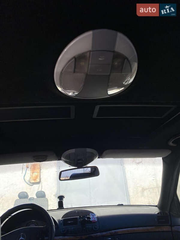 Седан Mercedes-Benz E-Class 2002 в Тернополе