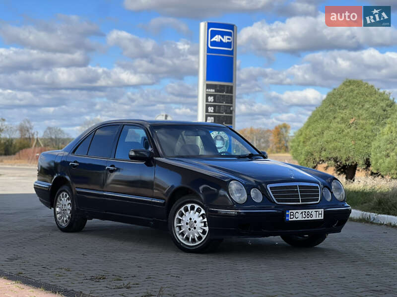 Mercedes-Benz E-Class 2001 Mercedes-Benz E-Class 2001