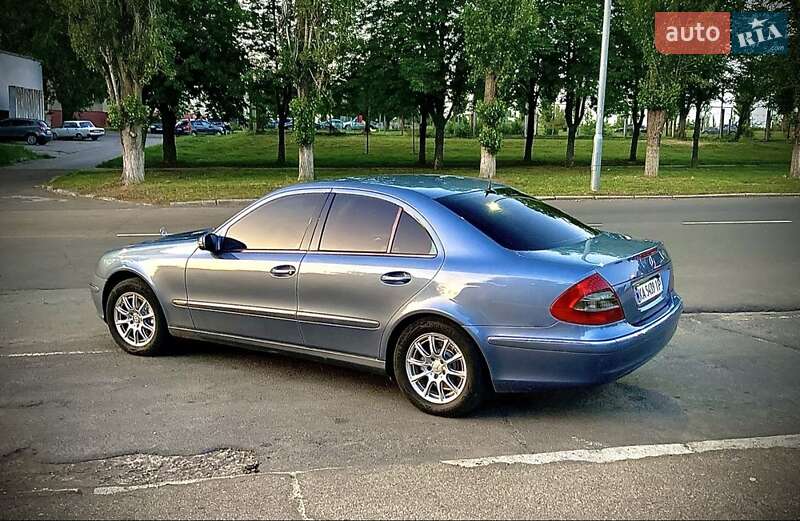 Седан Mercedes-Benz E-Class 2003 в Южноукраинске фото 12 Седан Mercedes-Benz E-Class 2003 в Южноукраинске