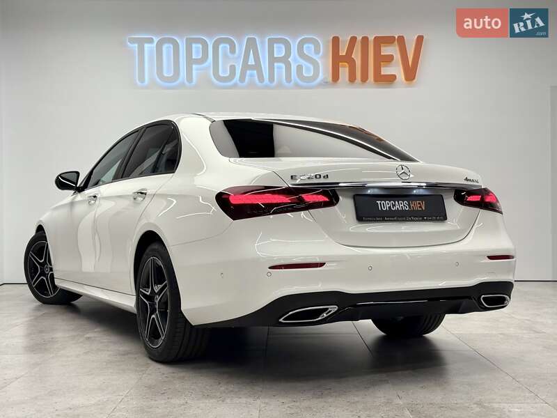 Седан Mercedes-Benz E-Class 2022 в Киеве