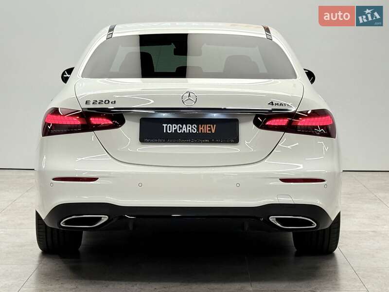 Седан Mercedes-Benz E-Class 2022 в Киеве