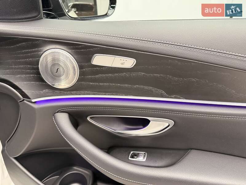 Седан Mercedes-Benz E-Class 2022 в Киеве