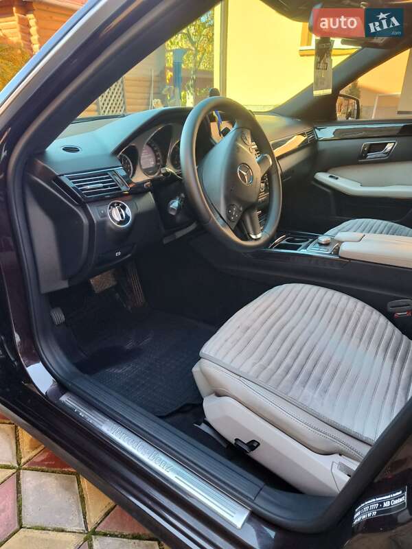 Универсал Mercedes-Benz E-Class 2010 в Владимире