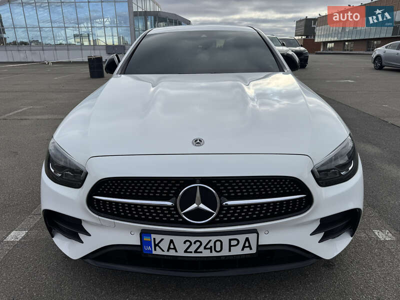 Седан Mercedes-Benz E-Class 2021 в Києві