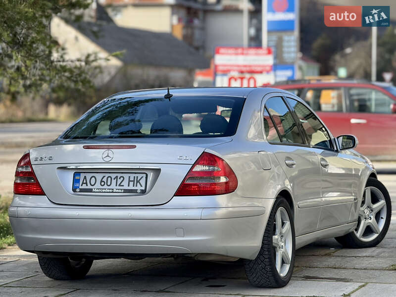 Седан Mercedes-Benz E-Class 2004 в Межгорье фото 10 Седан Mercedes-Benz E-Class 2004 в Межгорье