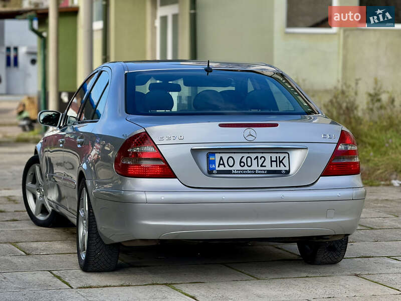Седан Mercedes-Benz E-Class 2004 в Межгорье фото 32 Седан Mercedes-Benz E-Class 2004 в Межгорье