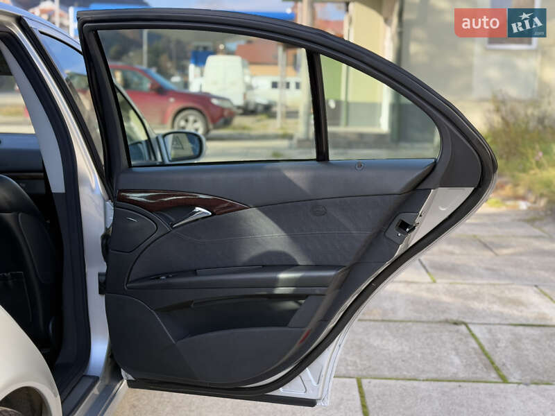 Седан Mercedes-Benz E-Class 2004 в Межгорье фото 63 Седан Mercedes-Benz E-Class 2004 в Межгорье