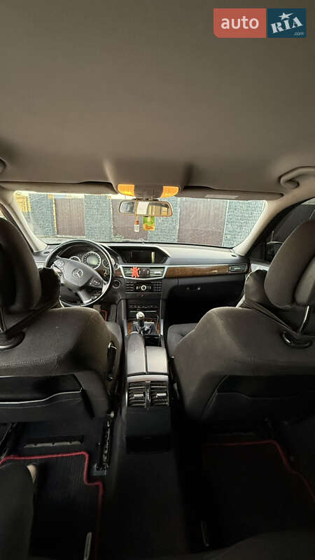 Седан Mercedes-Benz E-Class 2010 в Коломые фото 12 Седан Mercedes-Benz E-Class 2010 в Коломые