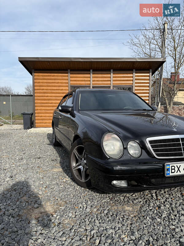 Mercedes-Benz E-Class 2001 Mercedes-Benz E-Class 2001