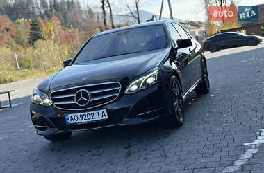 Седан Mercedes-Benz E-Class 2013 в Міжгір'ї