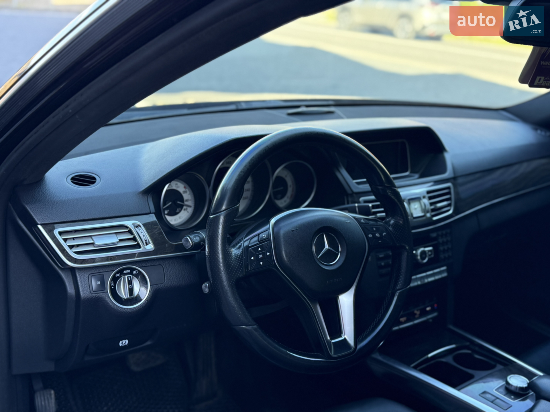 2013 Mercedes-Benz E-klasse - мініатюра 27