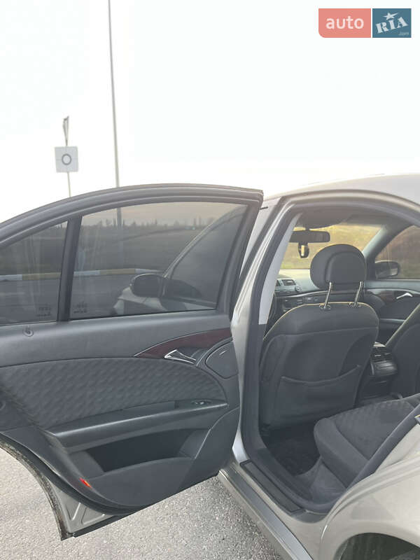 Седан Mercedes-Benz E-Class 2004 в Бучі фото 10 Седан Mercedes-Benz E-Class 2004 в Бучі