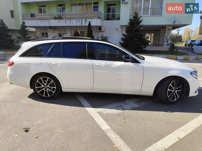 Универсал Mercedes-Benz E-Class 2017 в Измаиле