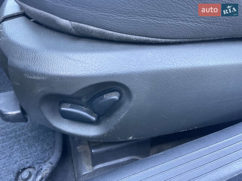 Седан Mercedes-Benz E-Class 2002 в Виноградове фото 27 Седан Mercedes-Benz E-Class 2002 в Виноградове