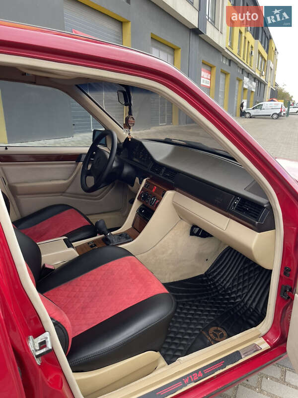 Седан Mercedes-Benz E-Class 1994 в Тернополе фото 11 Седан Mercedes-Benz E-Class 1994 в Тернополе