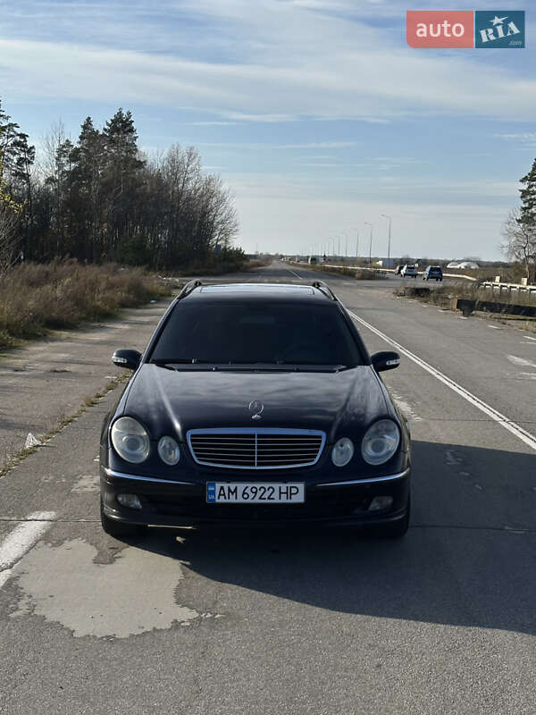 Mercedes-Benz E-Class 2003 Mercedes-Benz E-Class 2003
