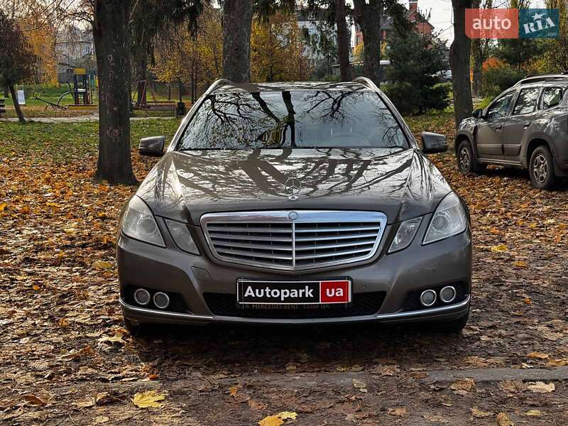 Універсал Mercedes-Benz E-Class 2011 в Києві фото 2 Універсал Mercedes-Benz E-Class 2011 в Києві