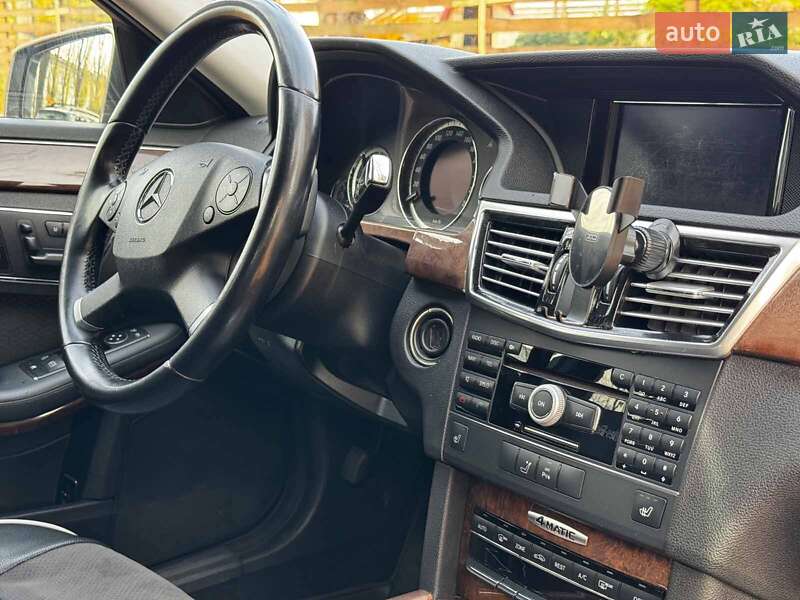 Універсал Mercedes-Benz E-Class 2011 в Києві фото 34 Універсал Mercedes-Benz E-Class 2011 в Києві