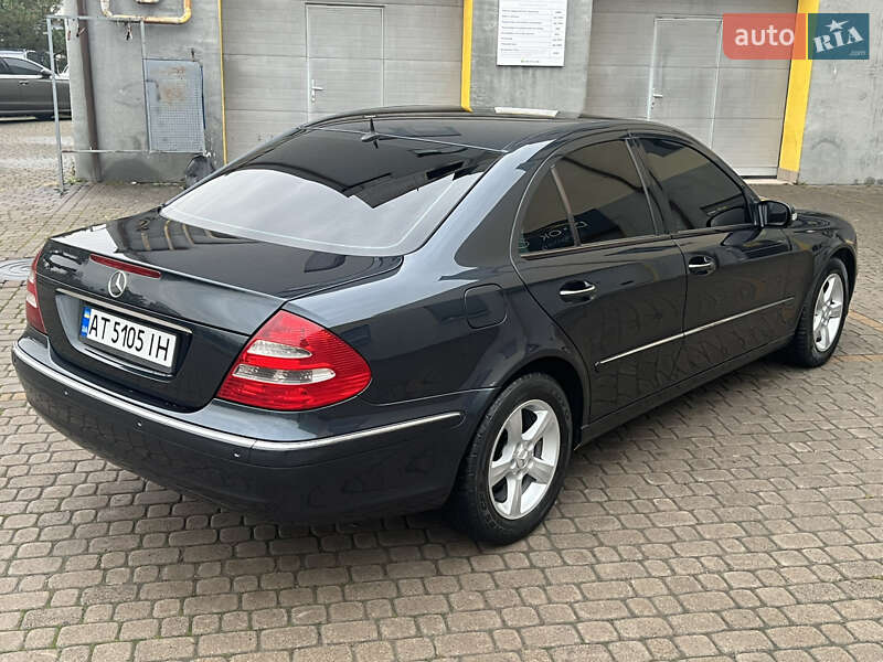 Седан Mercedes-Benz E-Class 2005 в Ивано-Франковске